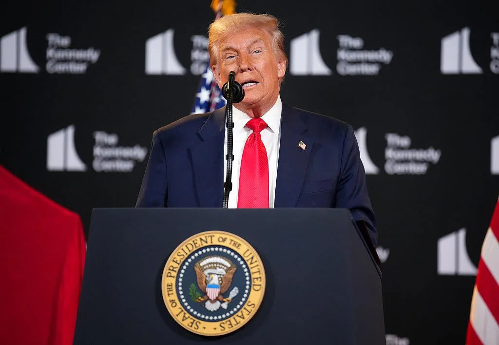Trump visits Kennedy Center and announces honorees