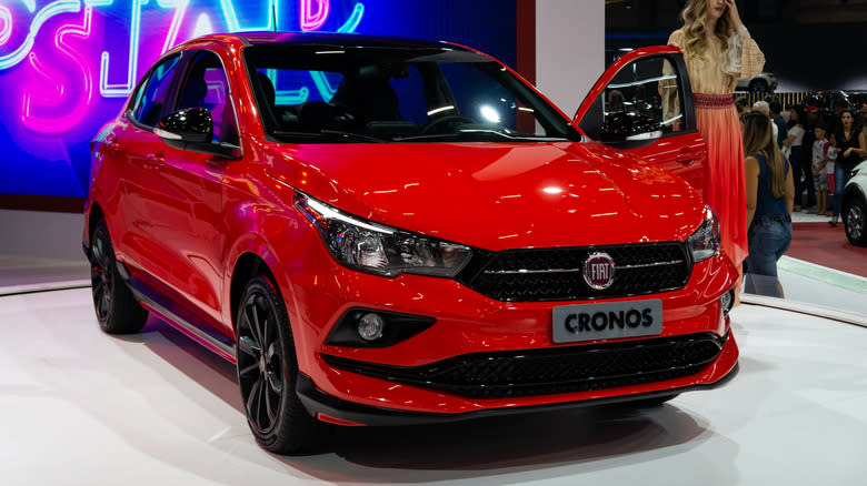 A red Fiat Cronos on display