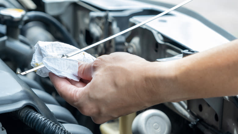 4 Motor Oil Myths That Just Won't Go Away