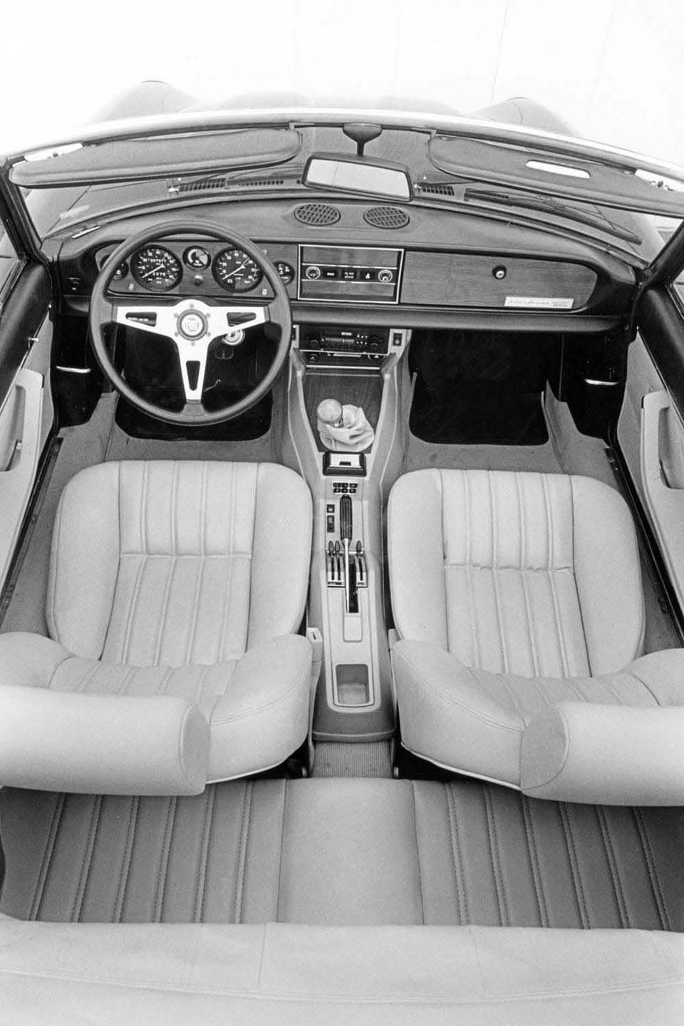 1982 fiat turbo spider 2000