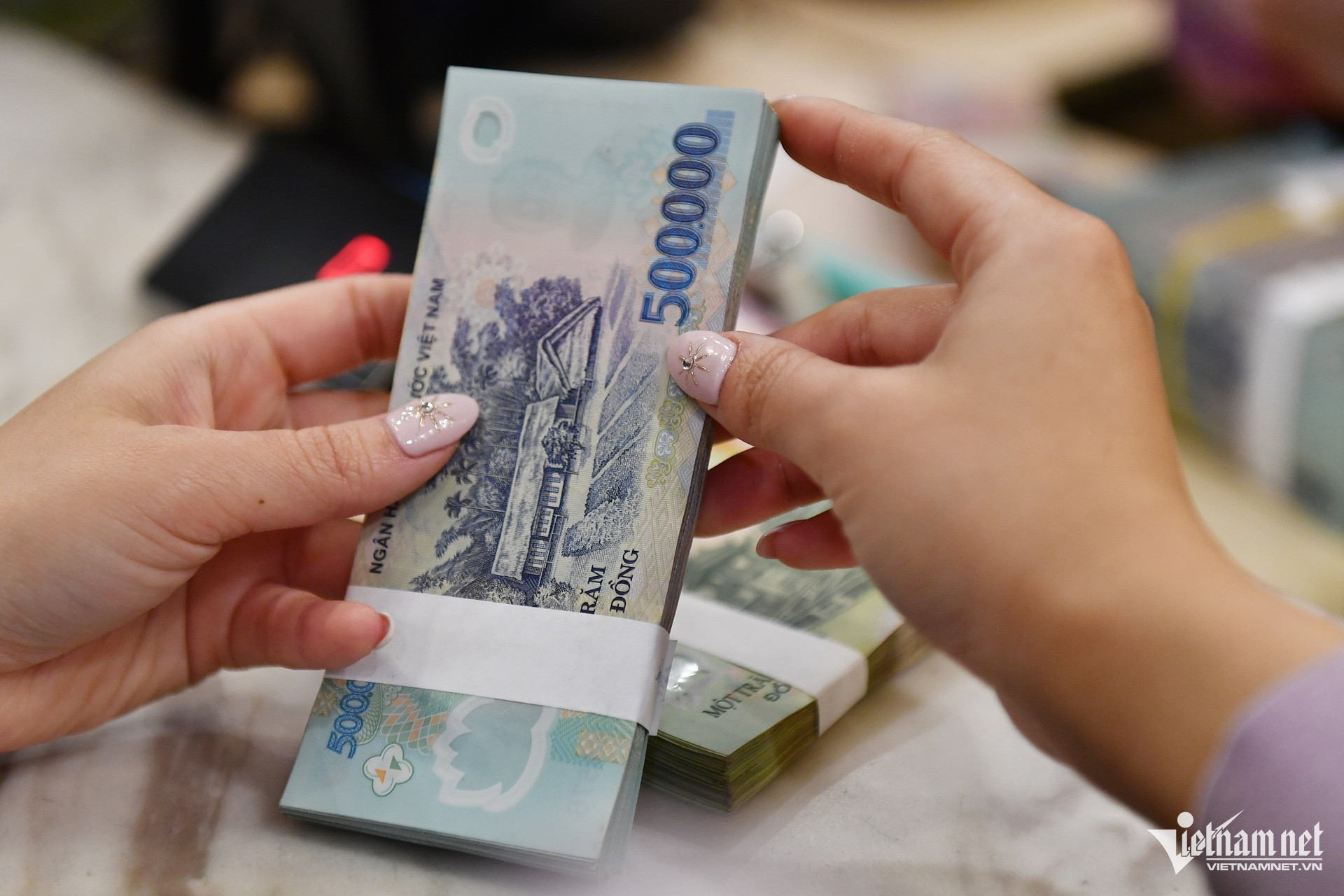 Giám đốc công ty qua đời, không xin được giấy tờ, có được hoàn thuế thu nhập cá nhân?