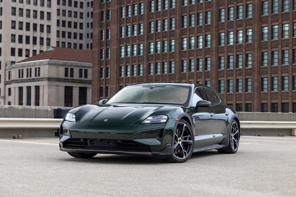 2025 porsche taycan turbo gt