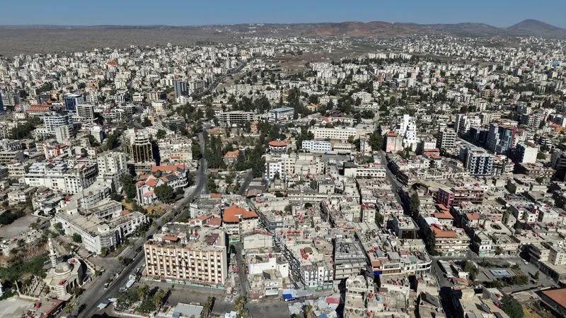 War crimes likely committed by both sides in Syria sectarian violence, UN commission says