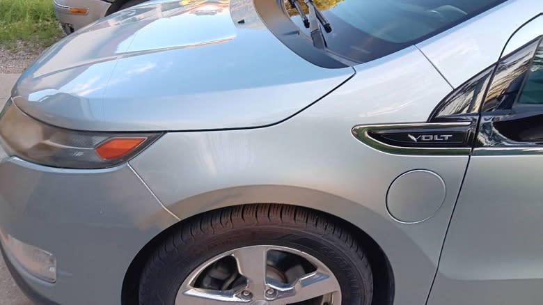 2012 Chevrolet Volt charge port image