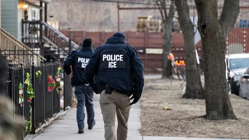 Noem, in Illinois, calls out Gov. Pritzker, Chicago's mayor over their handling of criminal illegal immigrants