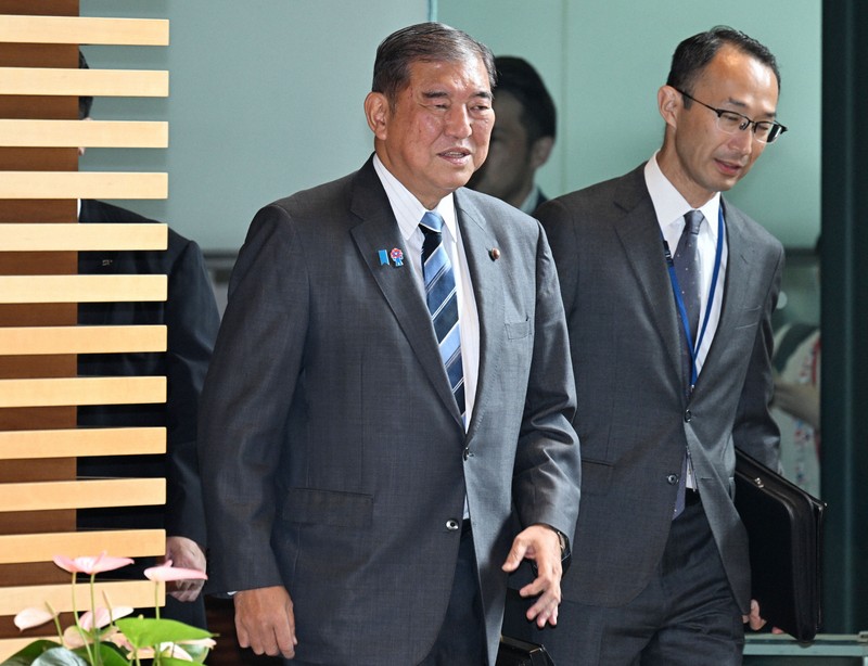石破首相、小泉純一郎元首相と会食　山崎拓氏も同席　助言受ける