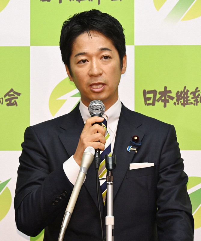 日本維新の会・両院議員総会で共同代表に選出され発言する藤田文武氏＝国会内で2025年8月8日午後2時46分、平田明浩撮影