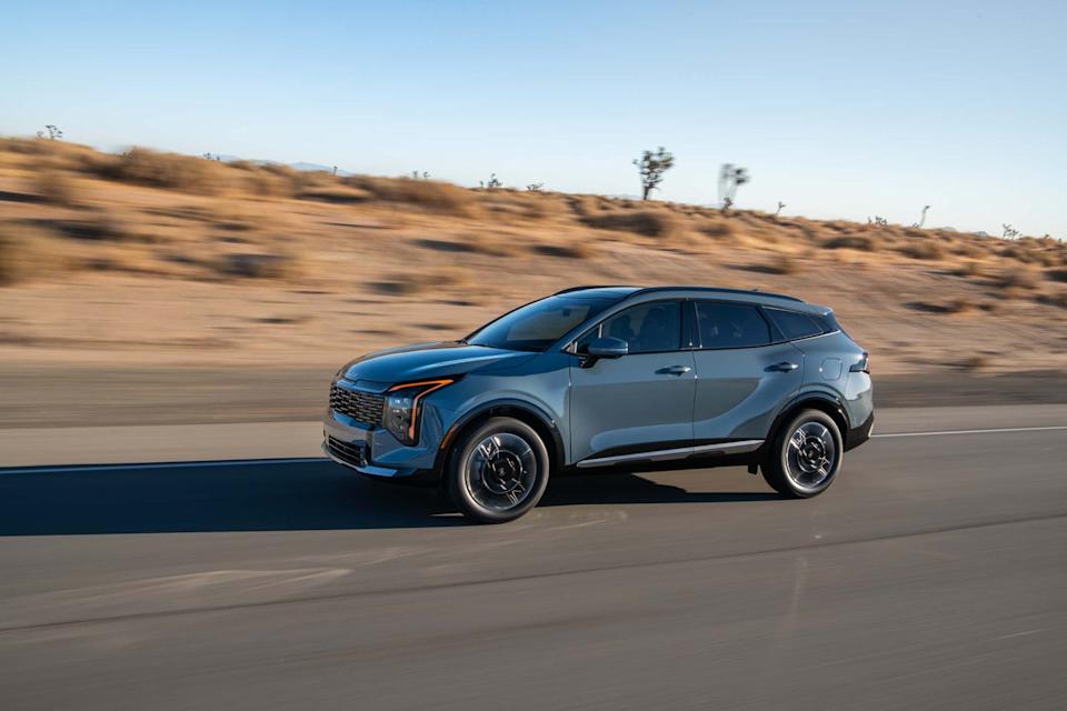 2026 kia sportage phev