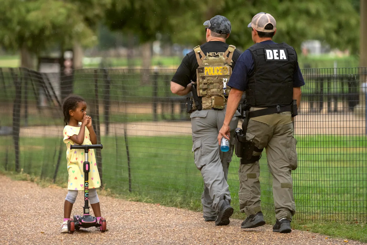 Photos of the National Guard and federal agents in Washington