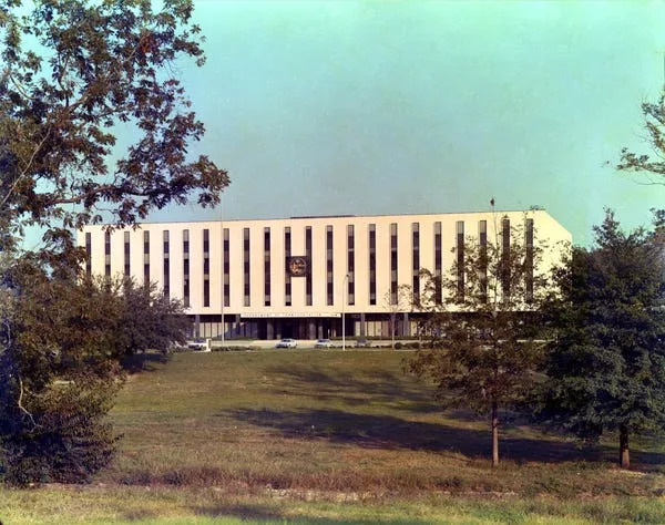 You have an ugly public building in your town? These 2 Florida eyesores make top 100 list