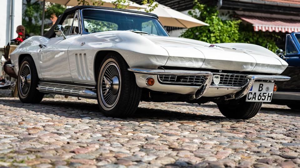1965 Corvette Sting Ray (396ci Big Block)