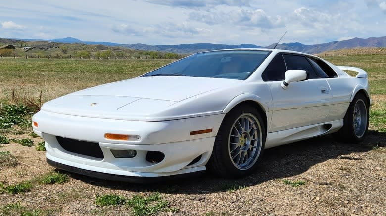 1997 Lotus Esprit V8 nose image