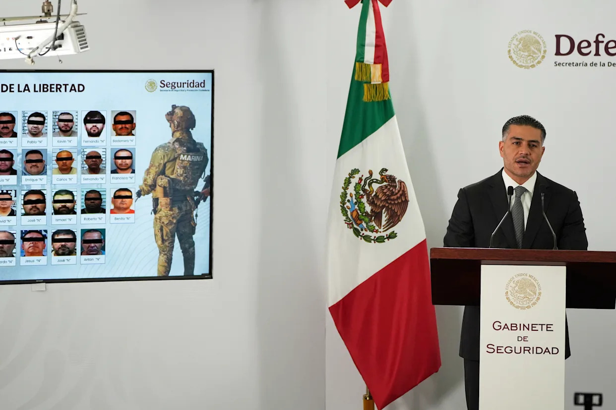 Mexico says 26 capos extradited to US were requested by Trump administration
