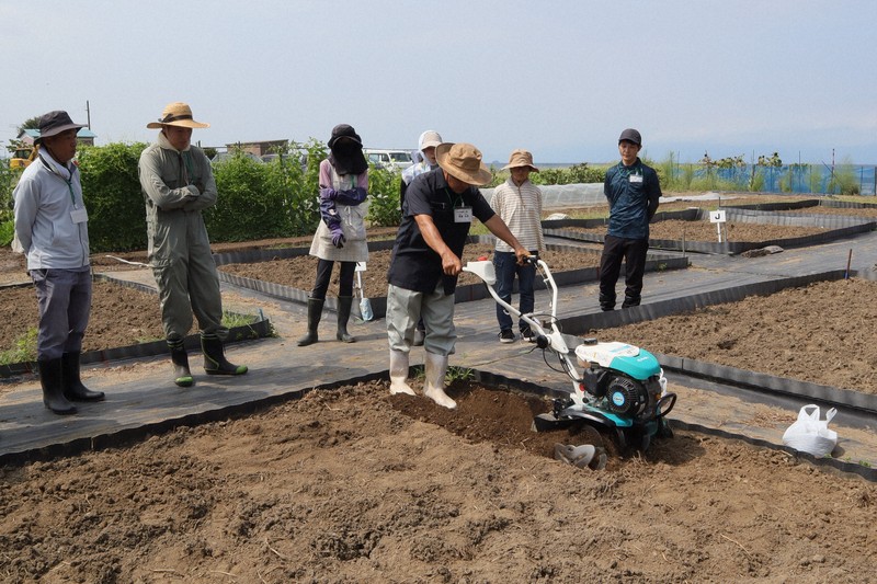 「半分は植える前に決まっている」　豊作への道、50代でも体力勝負