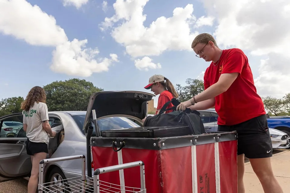 Lubbock, South Plains welcomes back college students from Texas Tech, LCU, SPC, WBU