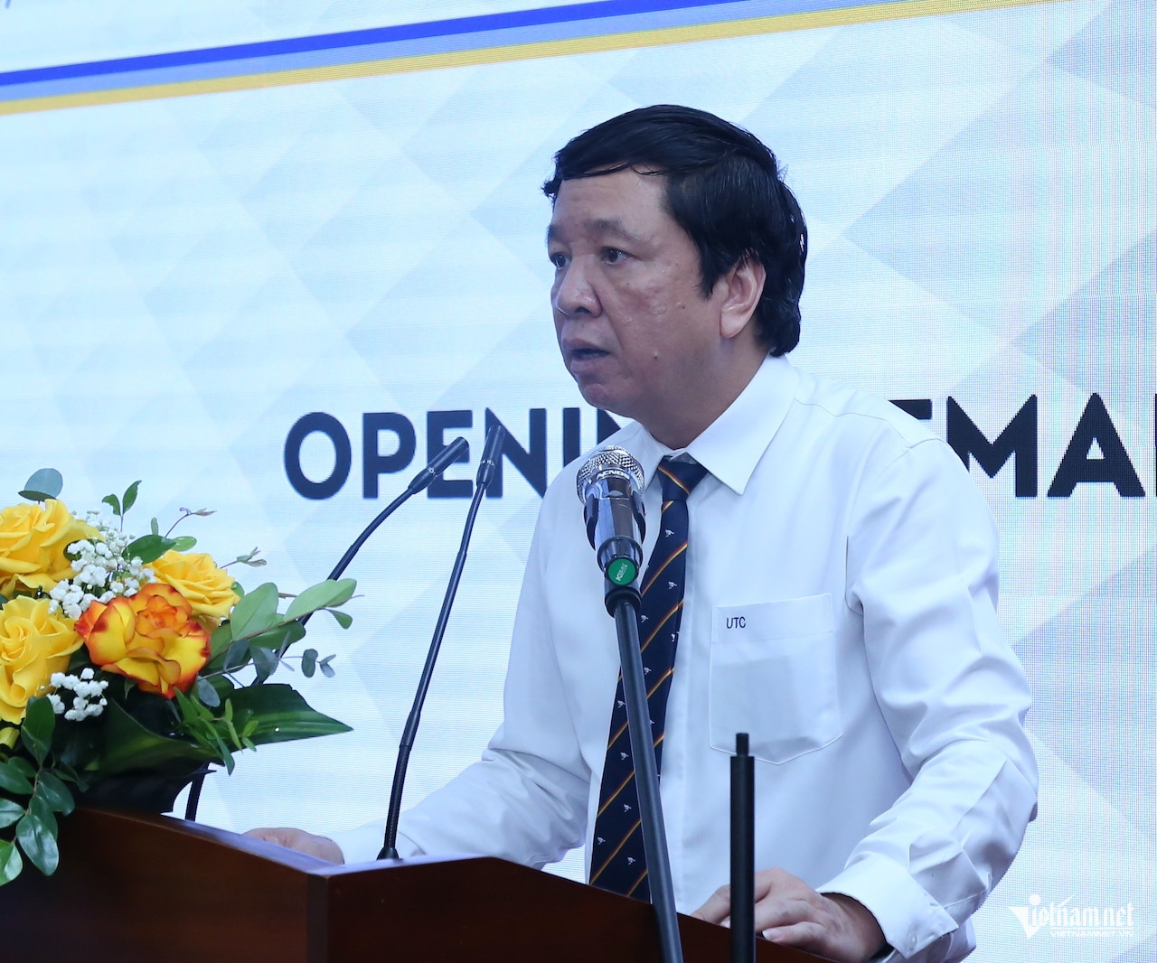 Chính phủ là 