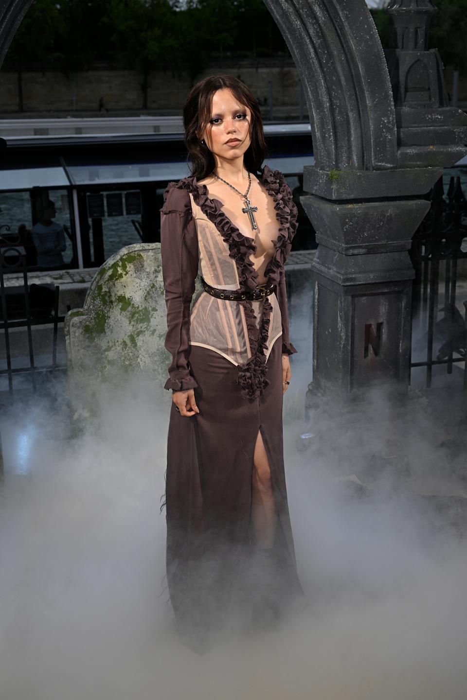 Jenna Ortega en París. (Photo by Kristy Sparow/Getty Images)
