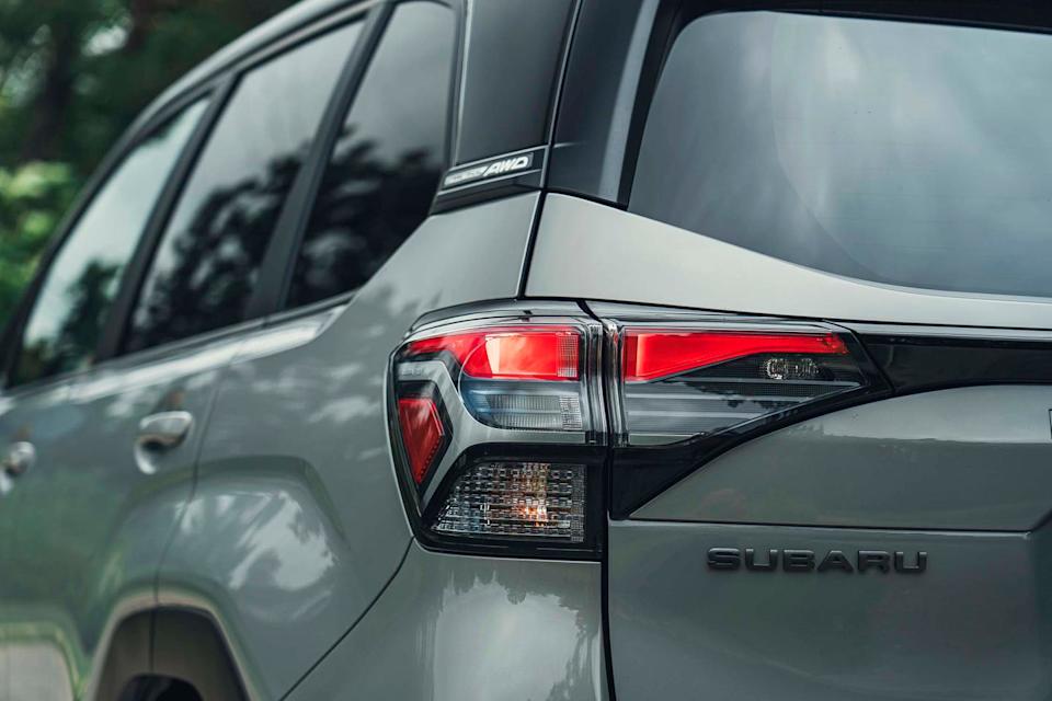 2025 subaru forester hybrid