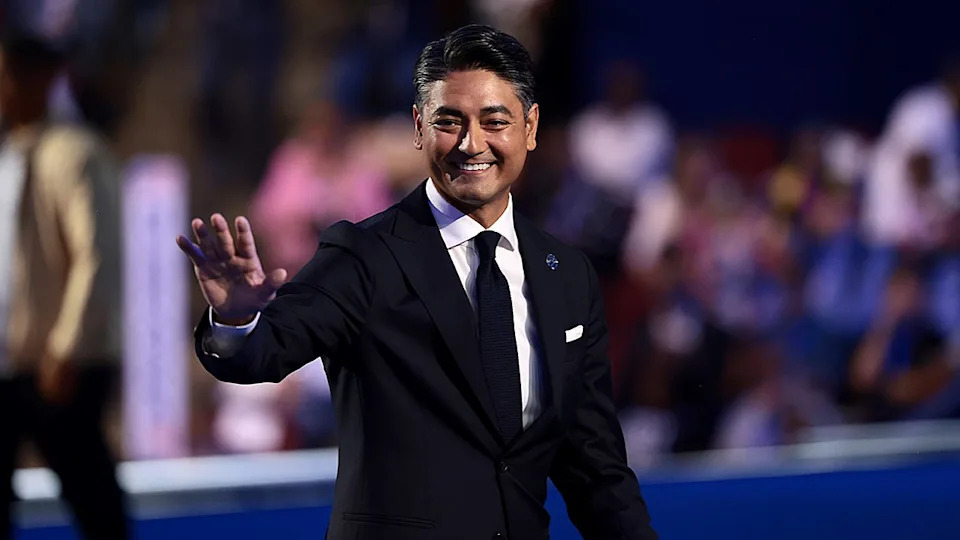 Mayor Aftab Pureval