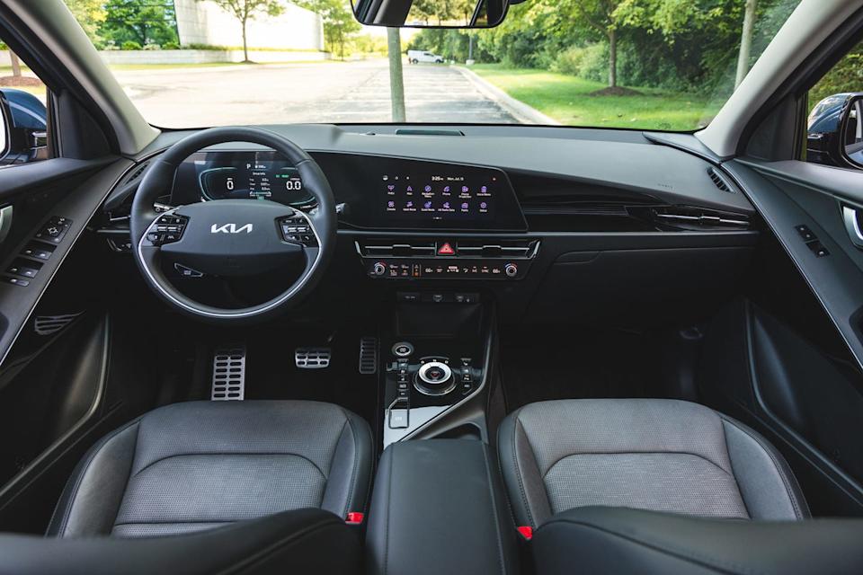 2024 kia niro phev long term
