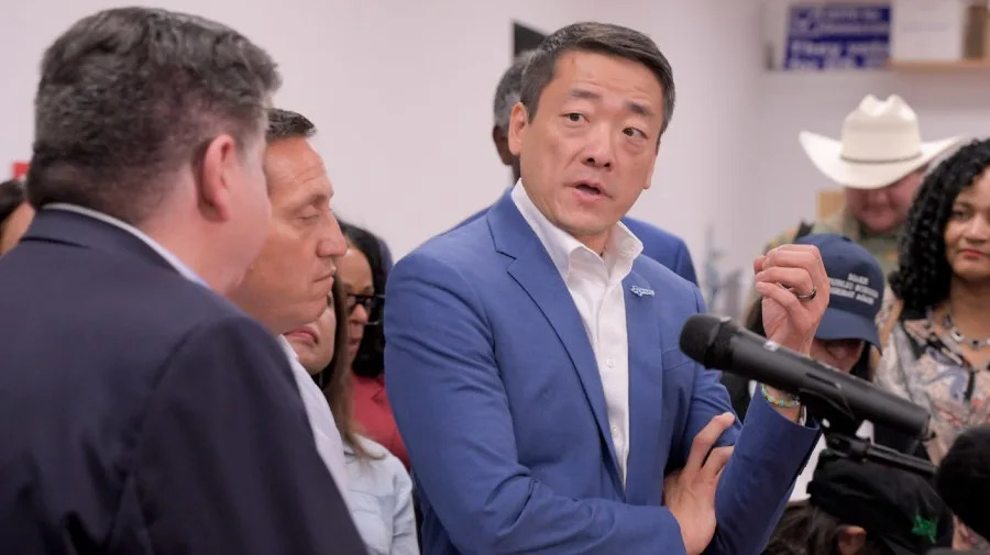 Live updates: Texas Dems fire back at Abbott’s threat to oust them amid redistricting fight