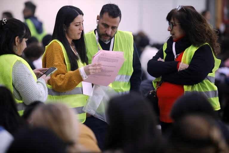 Examen único para las residencias médicas en la Villa Olímpica Parque Roca