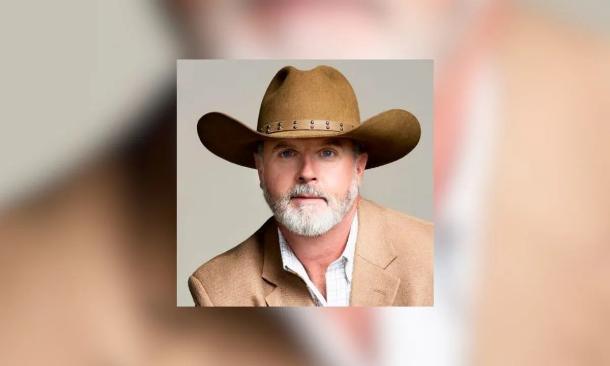Cape Buffalo Claims Life Of Texas Ranch Broker While On Safari