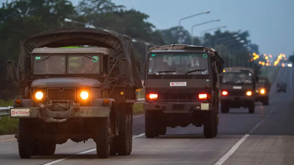 Fighting along disputed Thai-Cambodia border enters second day