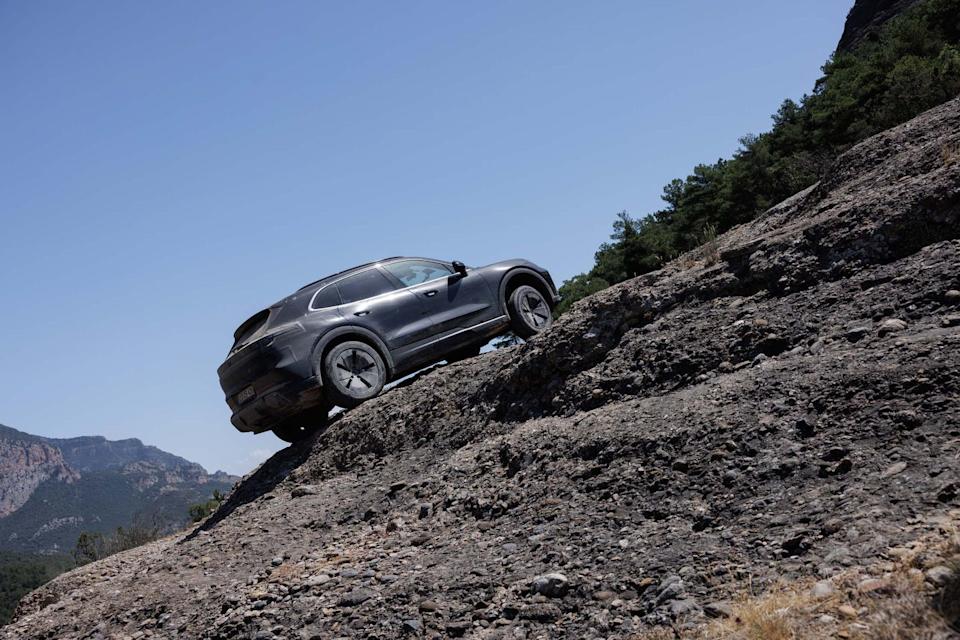 2026 porsche cayenne electric prototype