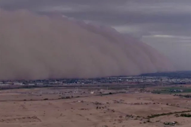 ABC15ARIZONA A massive dust storm, called a haboob, sweeps Arizona