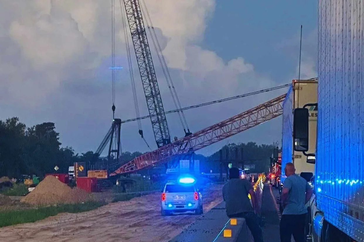Louisiana Man Allegedly Hijacked a Construction Crane on a Highway, Causing Multiple Car Crashes