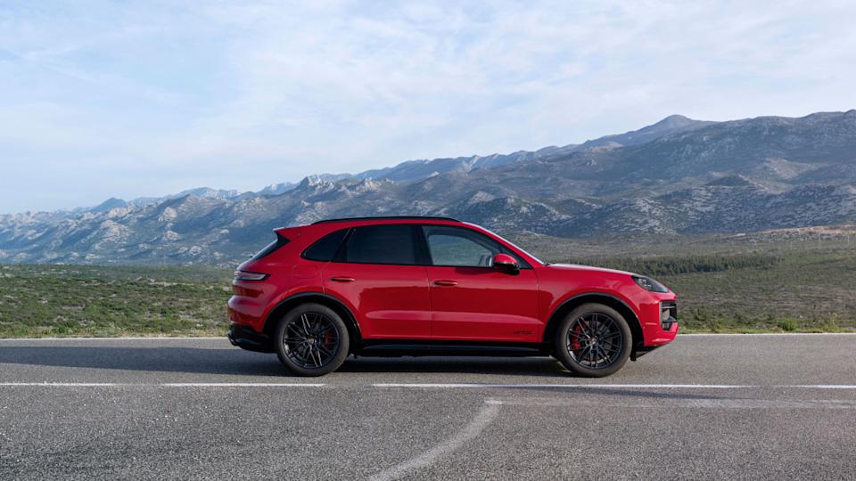 2025 Porsche CayennePorsche