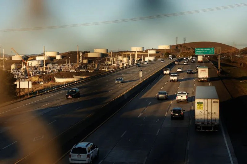 DOJ sues California to end enforcement of emissions standards for trucks