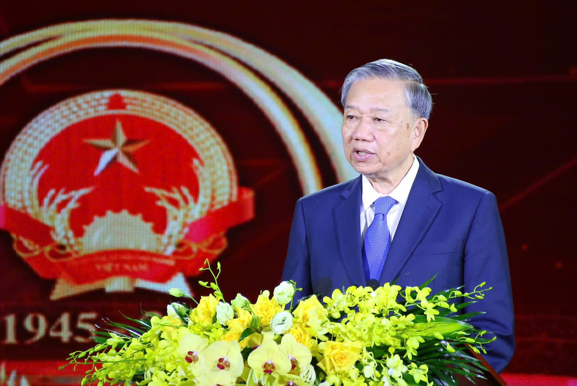 Tổng Bí thư: Bộ Nội vụ đã để lại dấu ấn đậm nét trong cuộc cách mạng tinh gọn bộ máy