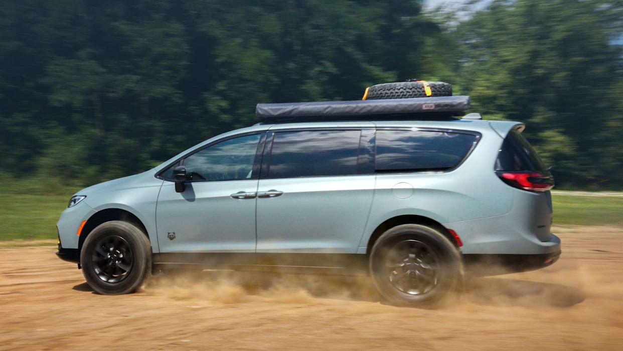 Chrysler Unveils An Off Road Minivan Concept