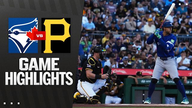 Blue Jays star Vlad Guerrero Jr. leaves loss to Pirates early with hamstring injury, considered day-to-day