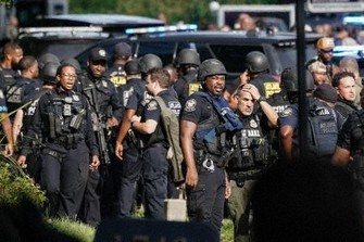 米疾病対策施設で銃撃、警察官と容疑者死亡　コロナワクチンに恨みか