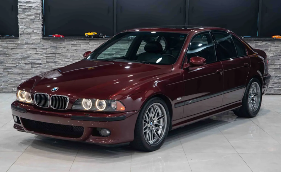 2001 BMW M5 For Auction With 32,000 Miles and a Manual Transmission