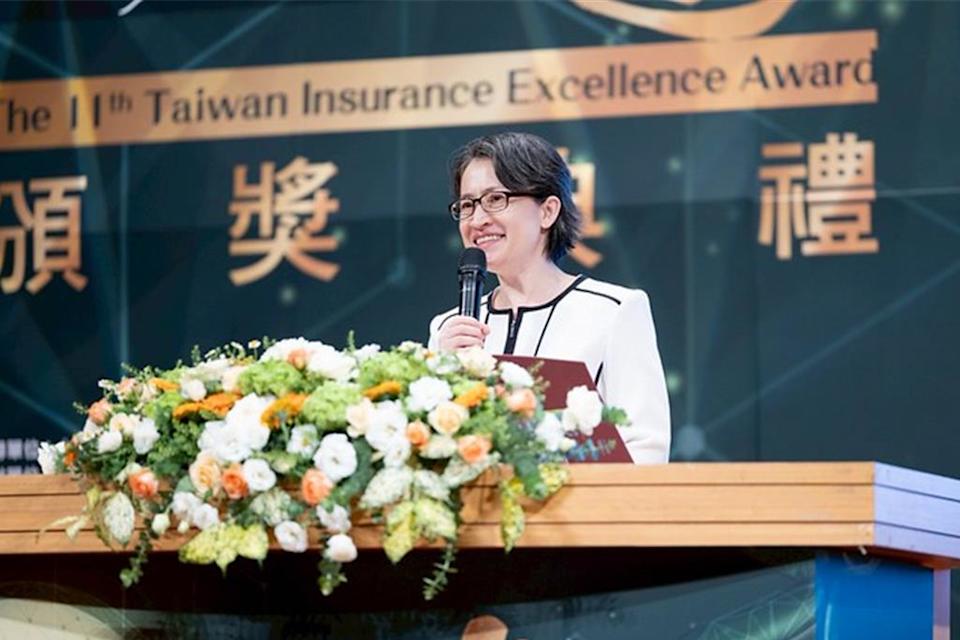 出席保險卓越獎頒獎 蕭美琴期勉保險業成社會穩健力量