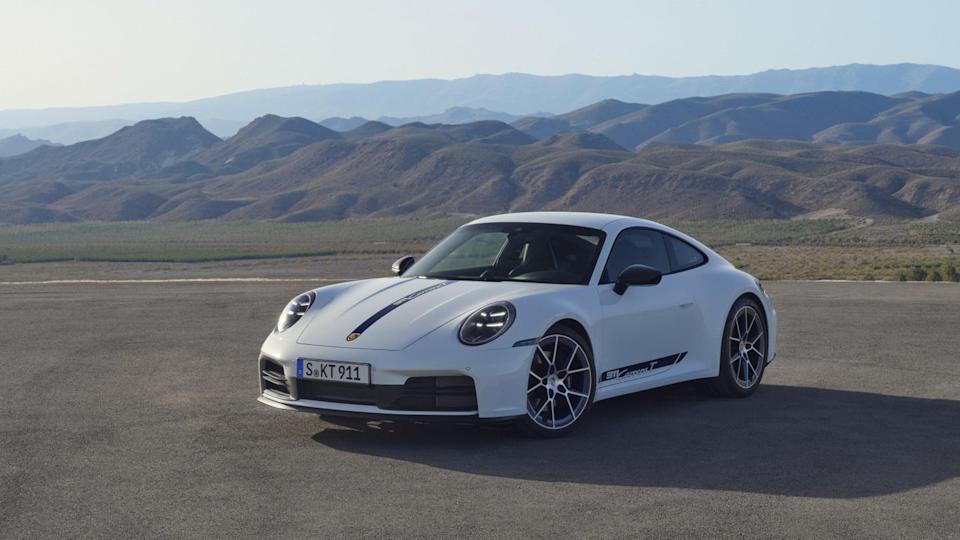 2025 porsche 911 carrera t launch photos