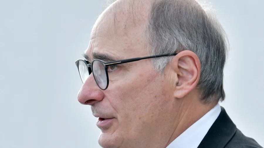 Axelrod: Trump’s red-carpet embrace of Putin may ‘enrage a lot of Americans’