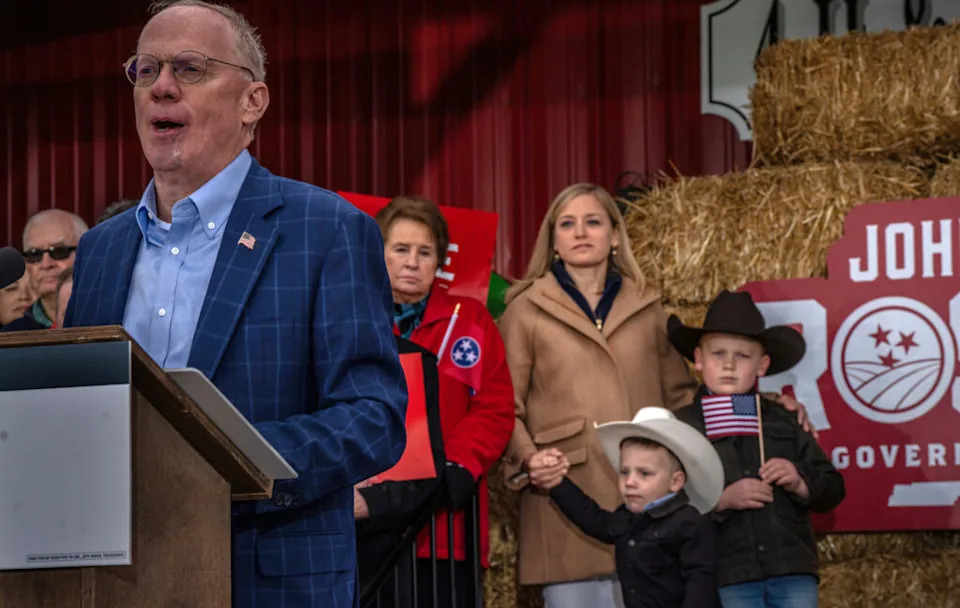 U.S. Rep. John Rose announces his 2026 gubernatorial bid Thursday backed by his wife, Chelsea, and sons Guy, 7, and Sam, 4. (Photo: John Partipilo) Photographs by John Partipilo/Tennessee Lookout ©2025