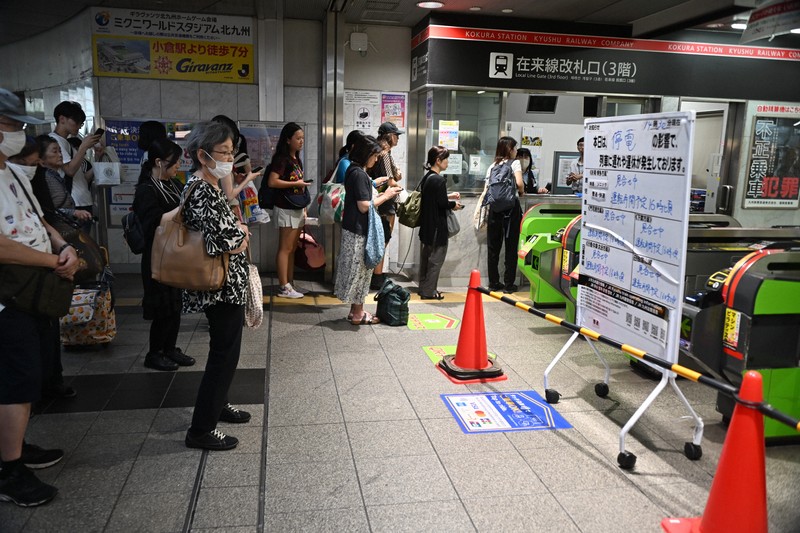 JR鹿児島線　門司港－スペースワールド駅間で停電、列車が緊急停止
