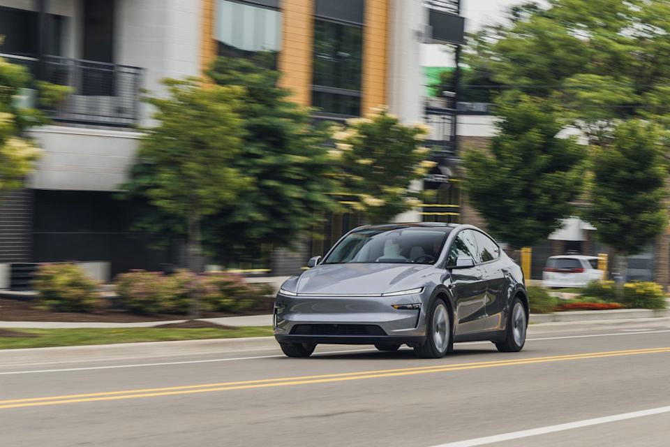 2026 tesla model y long range awd juniper