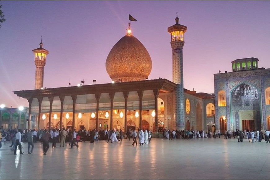 Tấn công khủng bố ở tòa án Iran, 5 dân thường thiệt mạng