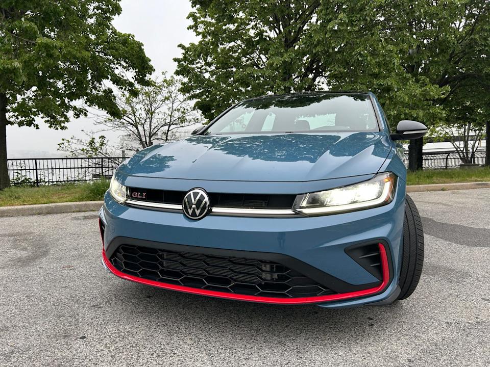 2025 volkswagen jetta gli autobahn