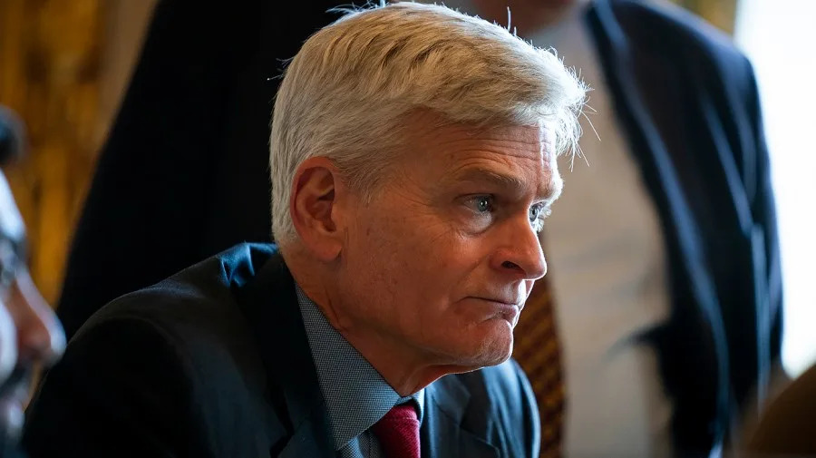 GOP Health chair Bill Cassidy vows Senate oversight after CDC shake-up