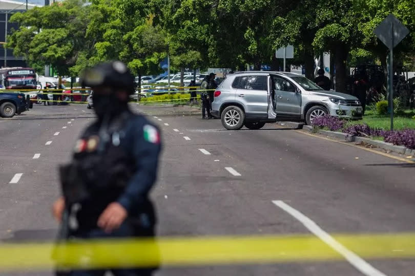 Hallan seis cabezas cercenadas en una transitada carretera de México junto a un mensaje ominoso