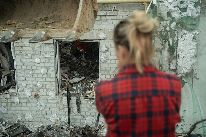 Russian strikes on Ukraine continue ahead of Trump-Zelenskyy meeting