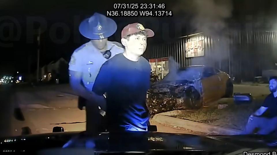 Nissan 350Z Wrecked While Running From Police